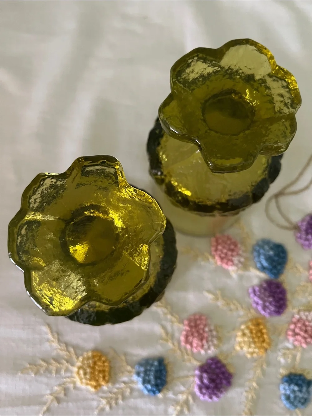 Pair of vintage Tiffin Franciscan Madeira water goblets, Citron Olive, UV glow
